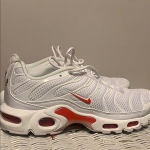 Women’s air max plus